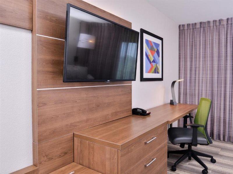 Holiday Inn Express Hotel & Suites Elgin By Ihg Exterior foto